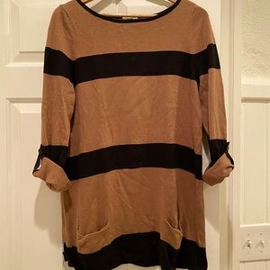 Lightweight oversized sweater blouse
